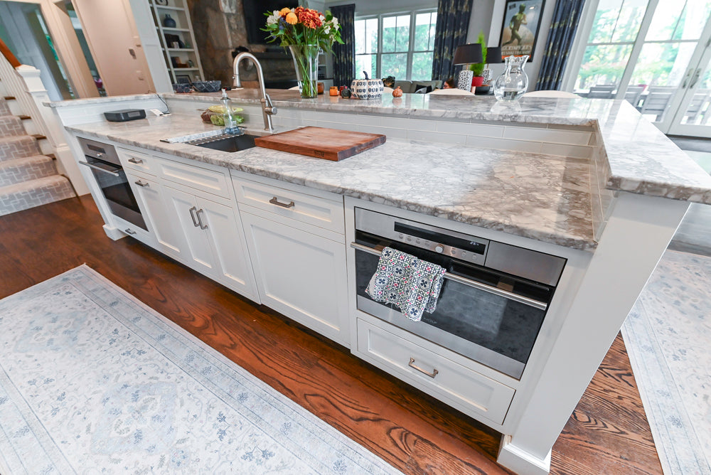 Custom Transitional White Kitchen with Island, Marble Countertop and Sub-Zero & Wolf Appliances