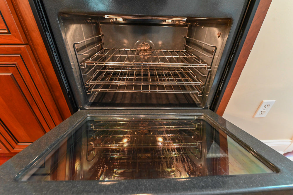 Pennville Traditional Wooden Kitchen with Granite Countertops and Thermador Appliances