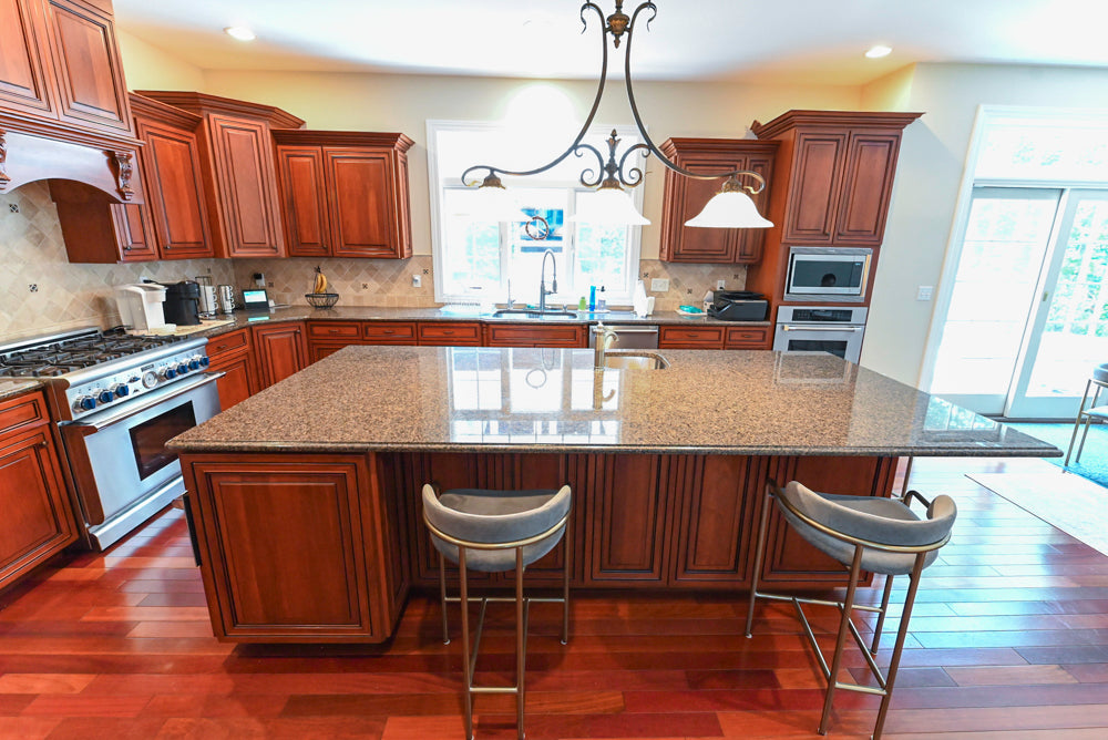 Pennville Traditional Wooden Kitchen with Granite Countertops and Thermador Appliances