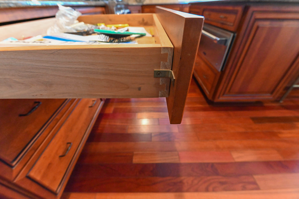 Pennville Traditional Wooden Kitchen with Granite Countertops and Thermador Appliances