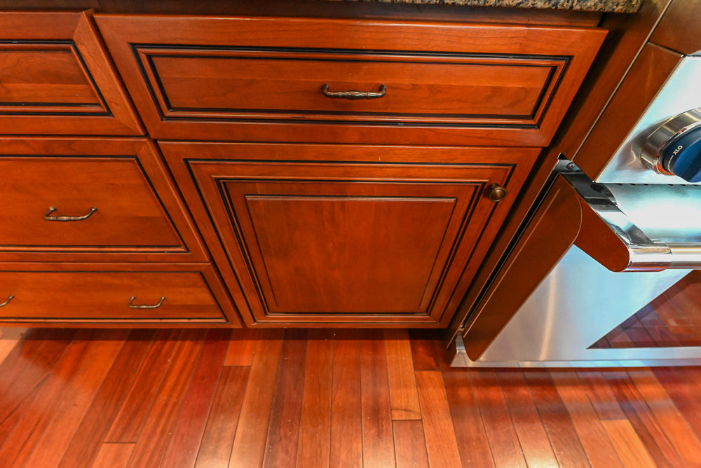 Pennville Traditional Wooden Kitchen with Granite Countertops and Thermador Appliances