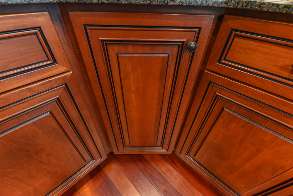 Pennville Traditional Wooden Kitchen with Granite Countertops and Thermador Appliances