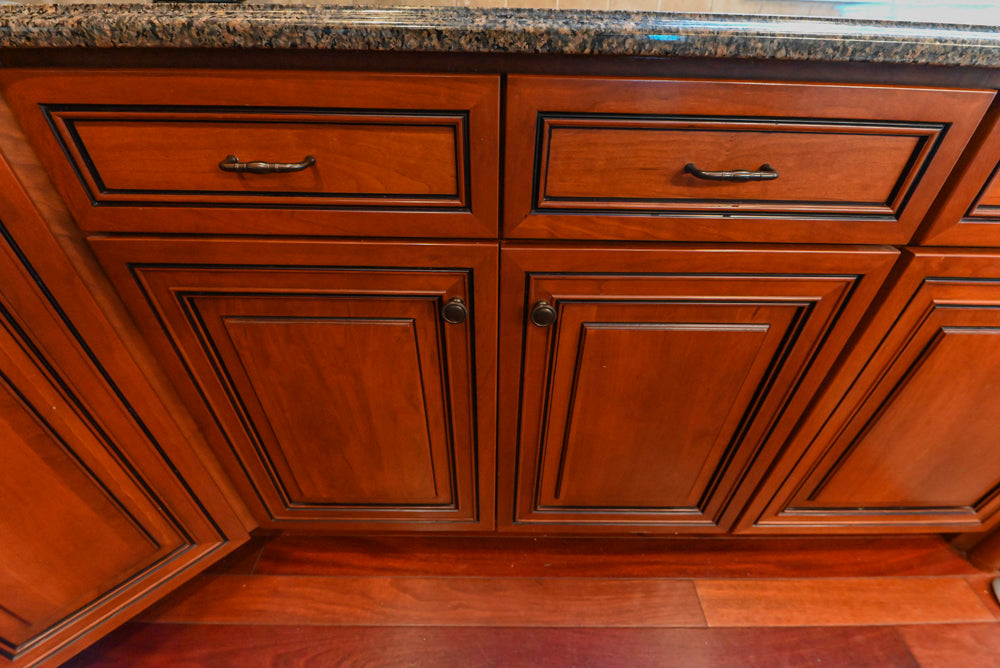 Pennville Traditional Wooden Kitchen with Granite Countertops and Thermador Appliances