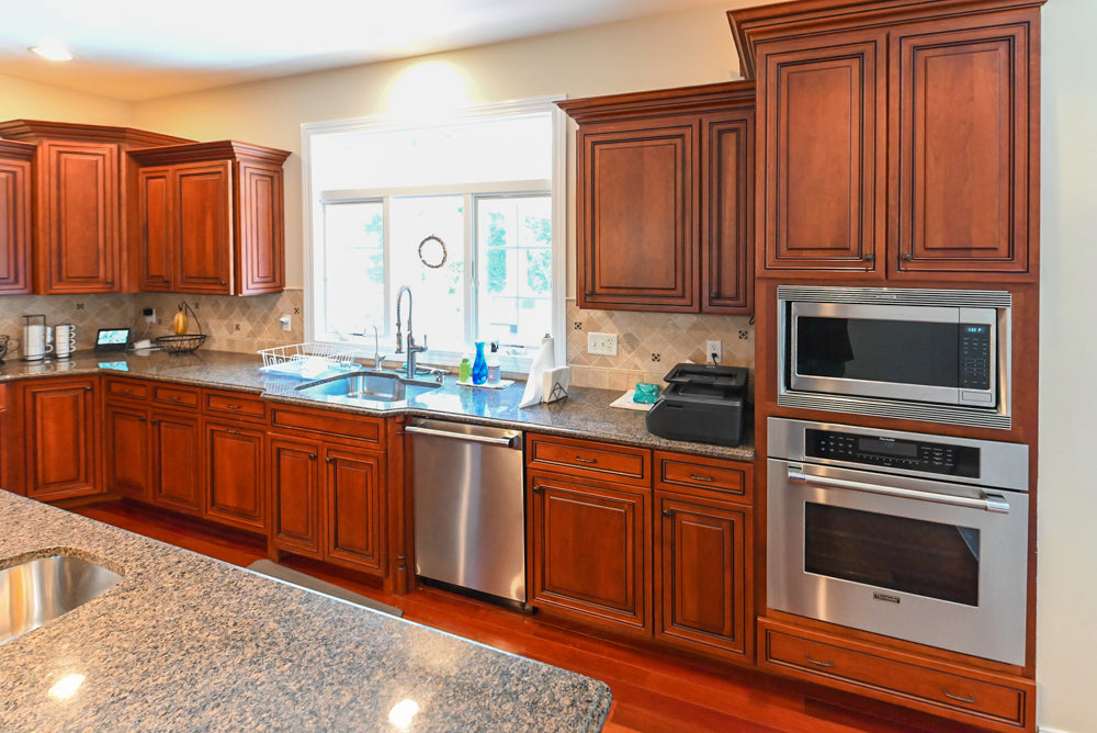 Pennville Traditional Wooden Kitchen with Granite Countertops and Thermador Appliances