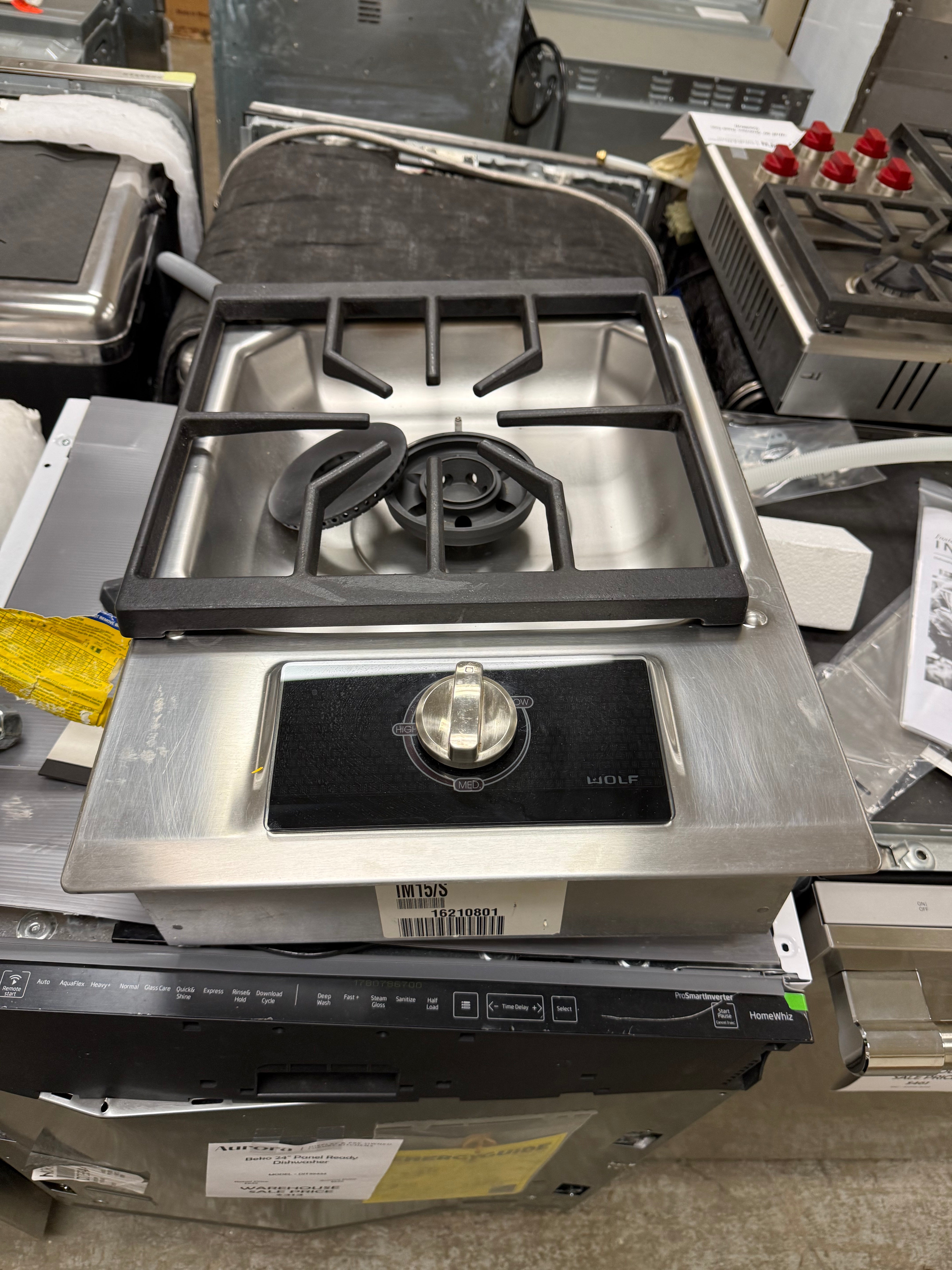 Wolf IM15/S 15" Stainless Steel Multi-Function Gas Cooktop