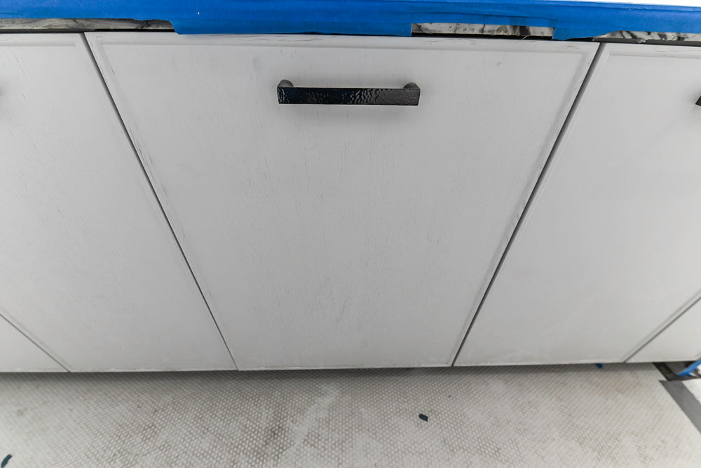 Custom Transitional White Kitchen with Island and Quartzite Countertops 