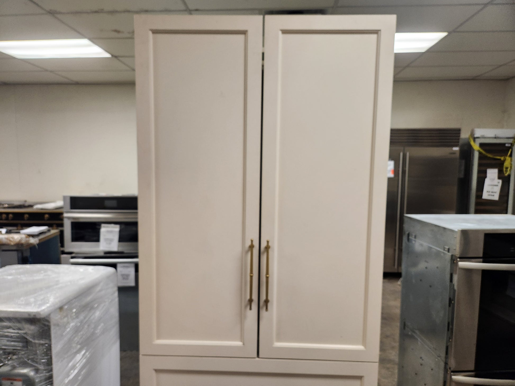 Liebherr HC 2082 36" Paneled 4-Door French Door Refrigerator