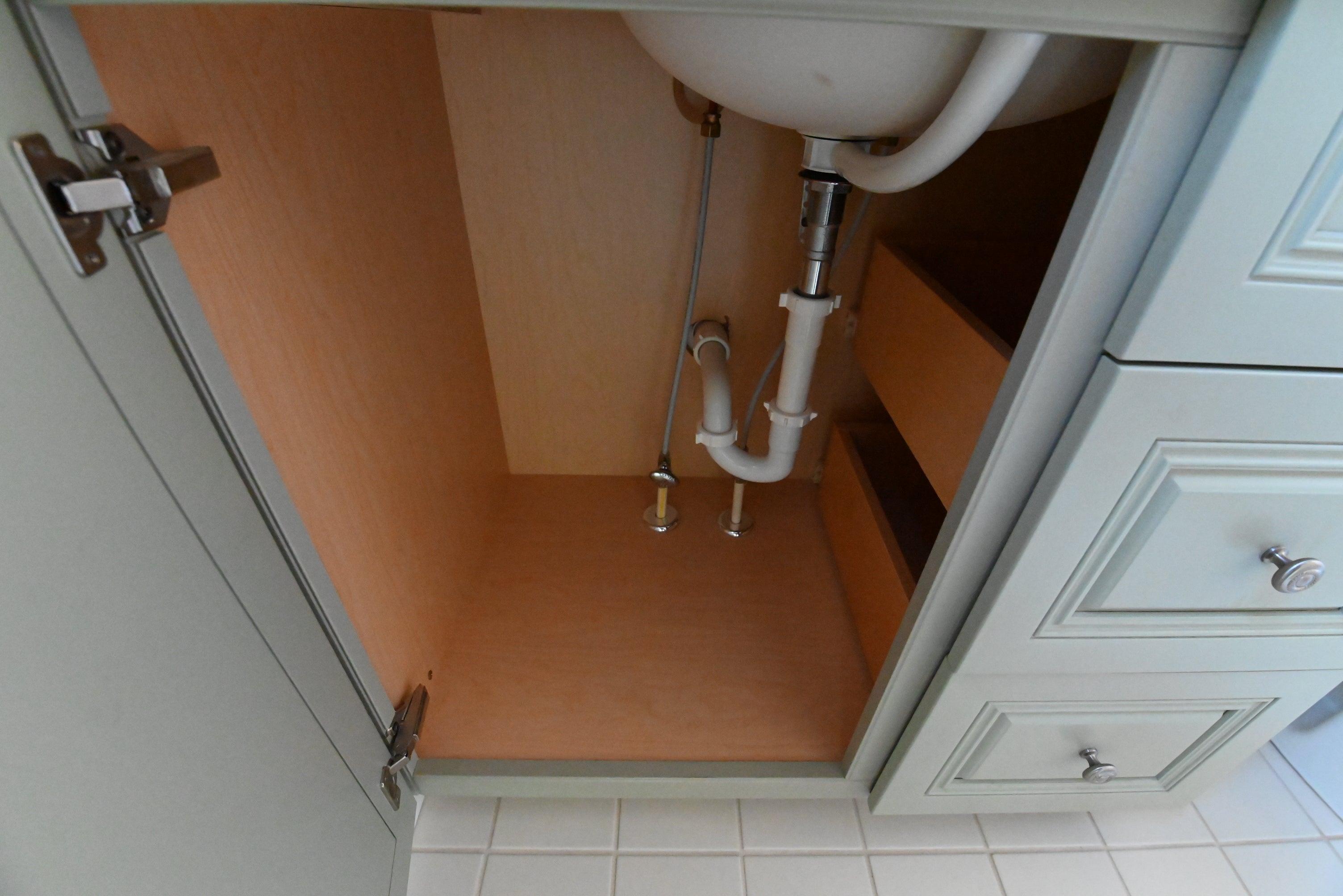 Century Cabinetry Traditional 38.5" Grey Single Vanity with Integrated Sink Top and Faucet