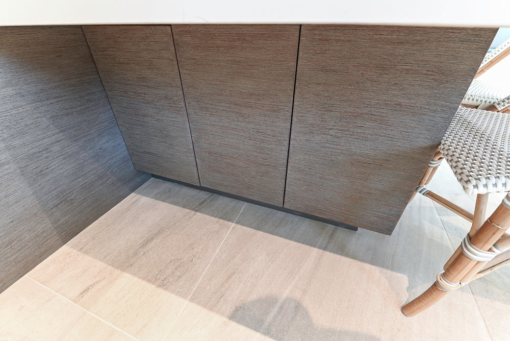 "The Arden" Modern White Gloss Kitchen with Island & 60" Wolf Range