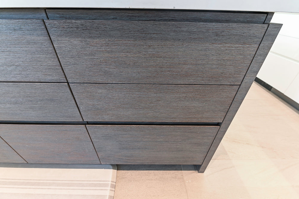 "The Arden" Modern White Gloss Kitchen with Island & 60" Wolf Range