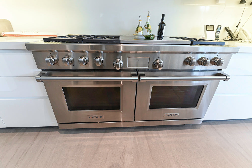 "The Arden" Modern White Gloss Kitchen with Island & 60" Wolf Range