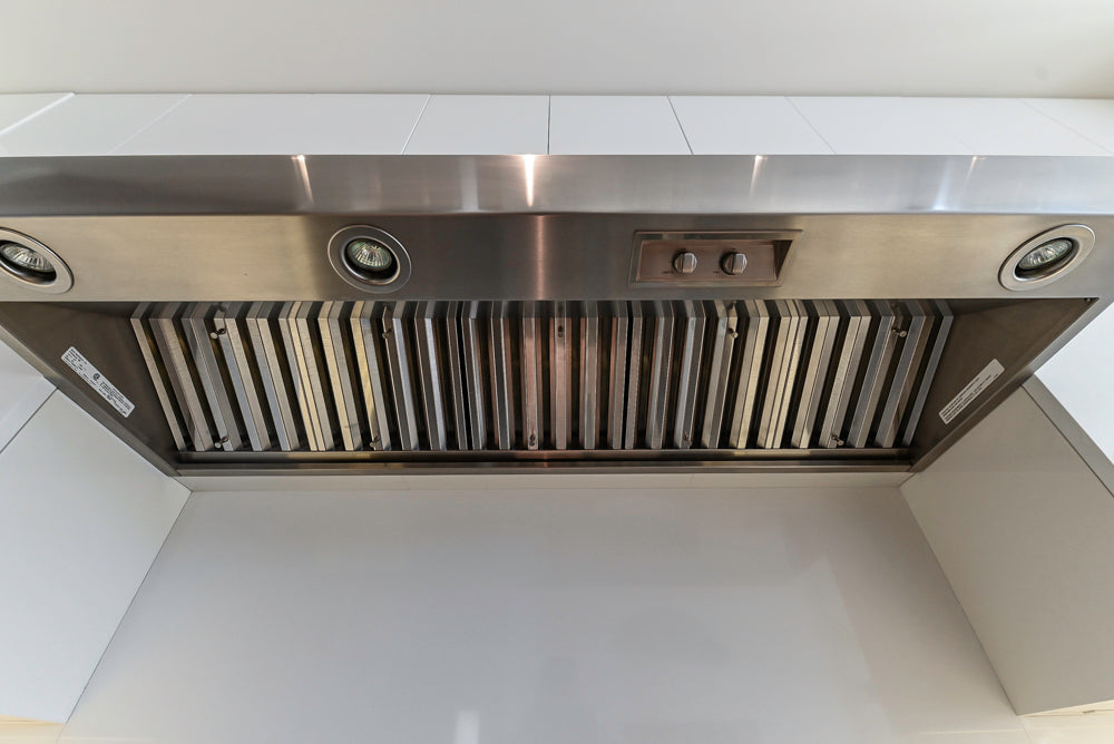 "The Arden" Modern White Gloss Kitchen with Island & 60" Wolf Range