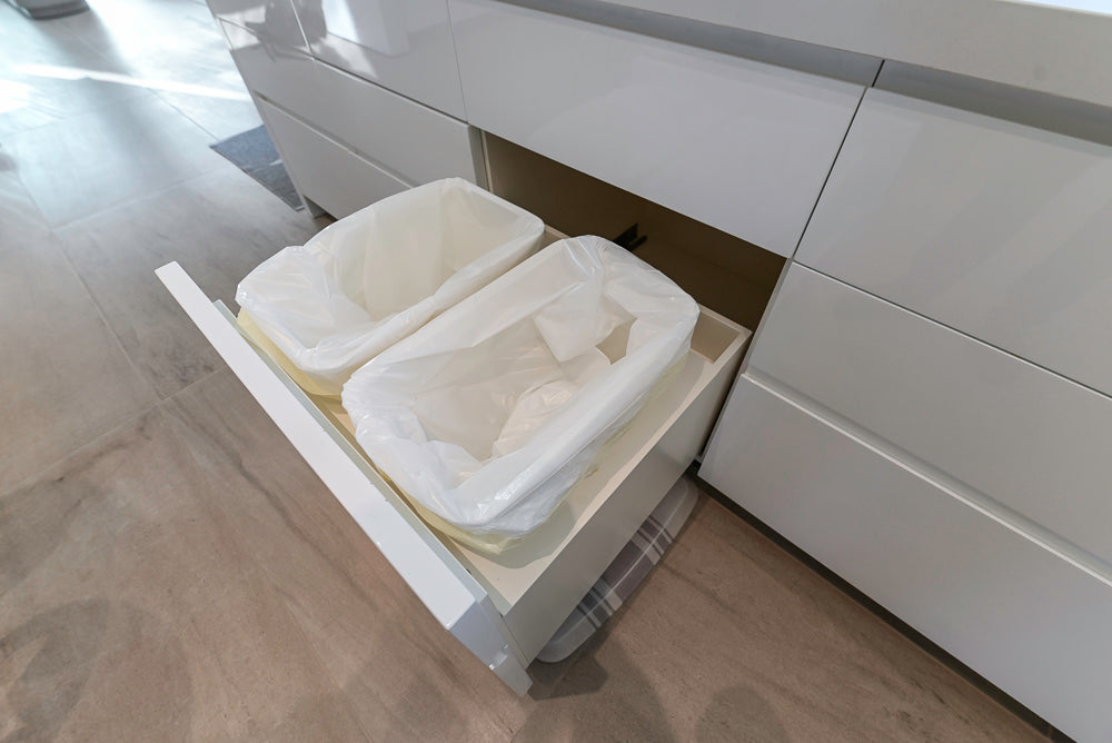 "The Arden" Modern White Gloss Kitchen with Island & 60" Wolf Range