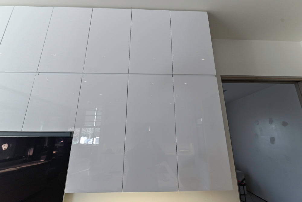 "The Arden" Modern White Gloss Kitchen with Island & 60" Wolf Range