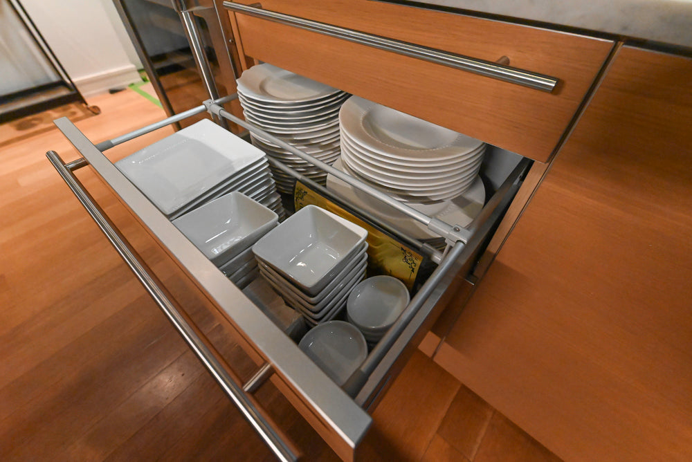 Poggenpohl Modern Veneer Kitchen with Island and Viking Appliances