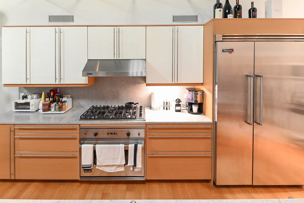Poggenpohl Modern Veneer Kitchen with Island and Viking Appliances