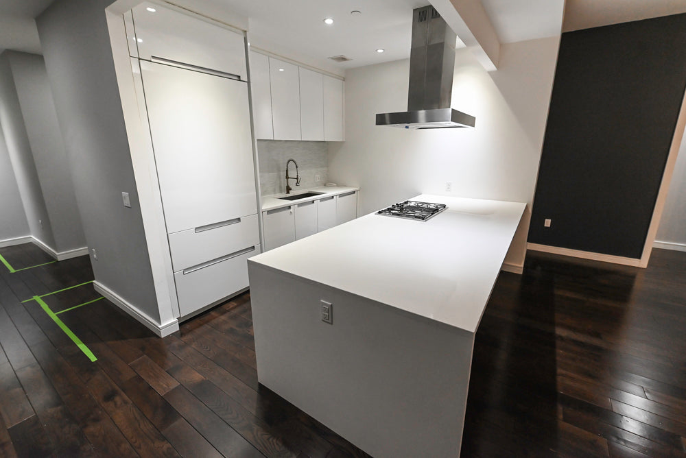 Poggenpohl Modern White Lacquered Kitchen with Appliances