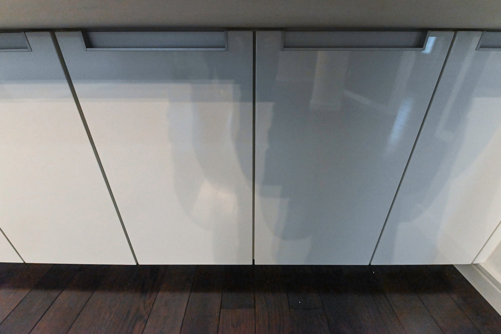 Poggenpohl Modern White Lacquered Kitchen with Appliances