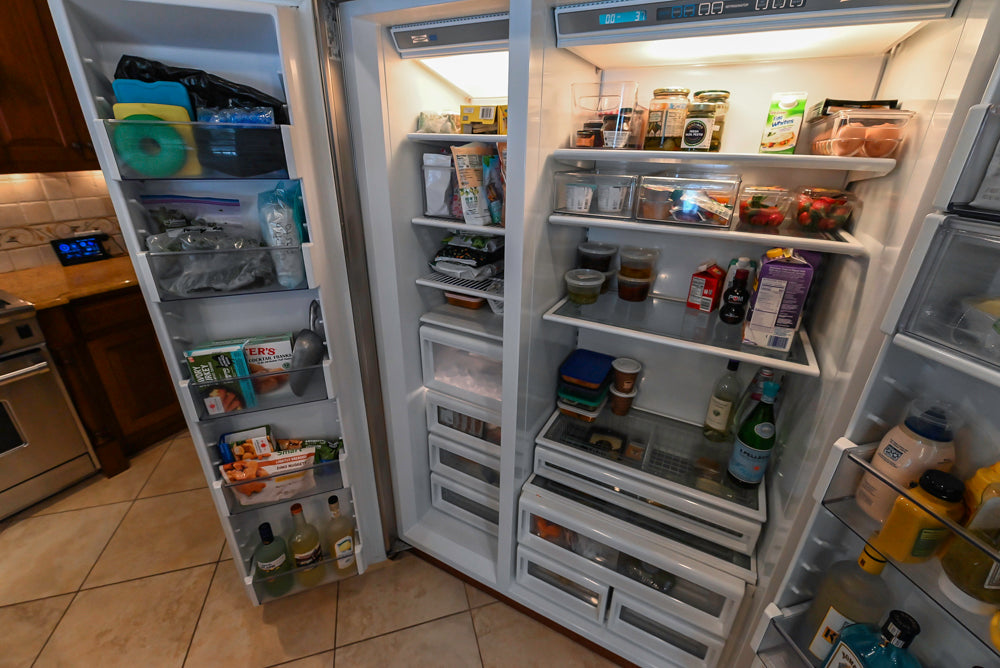 "The Winchester" Traditional Wooden Kitchen with Granite Countertops and Appliances