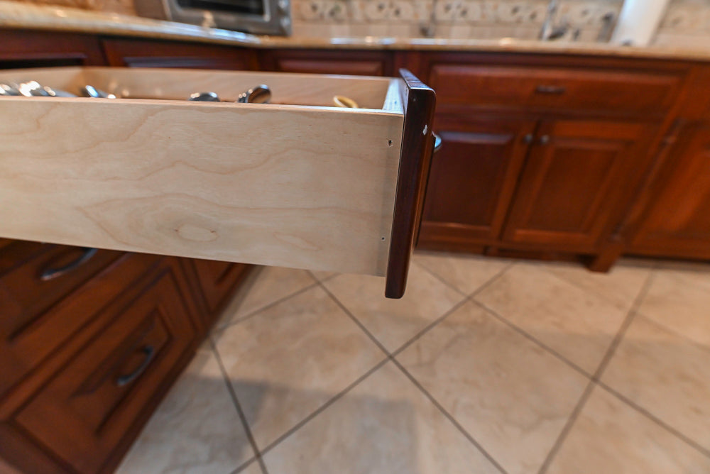 "The Winchester" Traditional Wooden Kitchen with Granite Countertops and Appliances