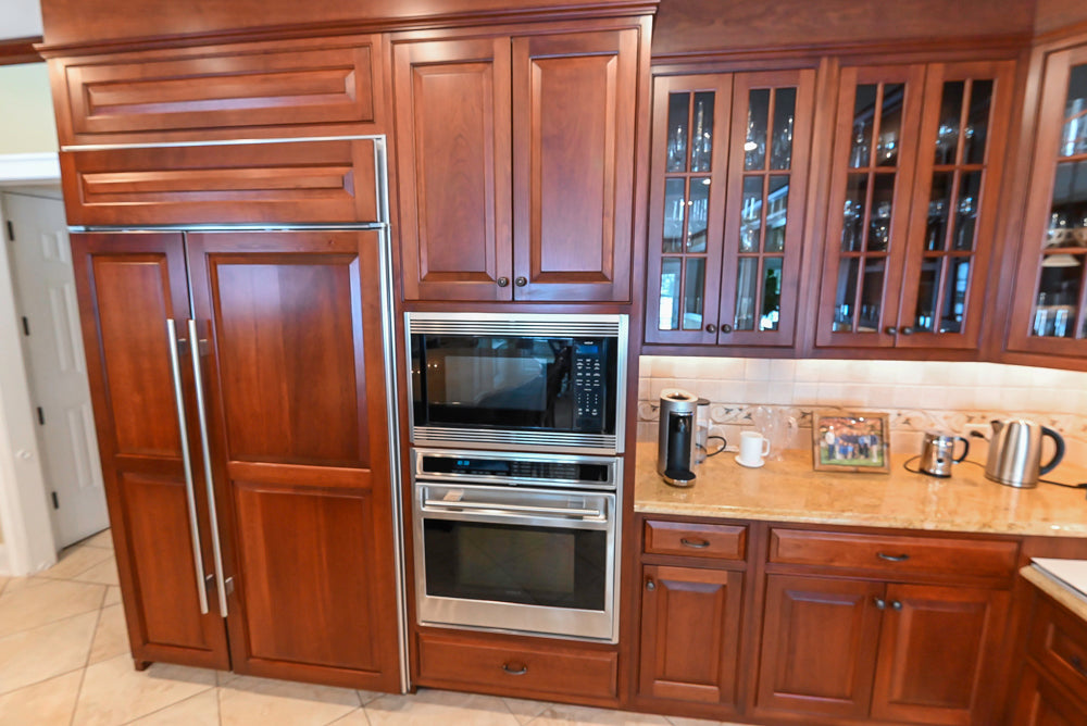 "The Winchester" Traditional Wooden Kitchen with Granite Countertops and Appliances