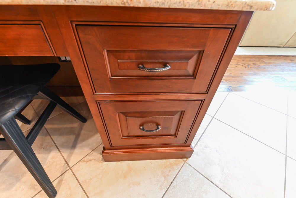"The Winchester" Traditional Wooden Kitchen with Granite Countertops and Appliances