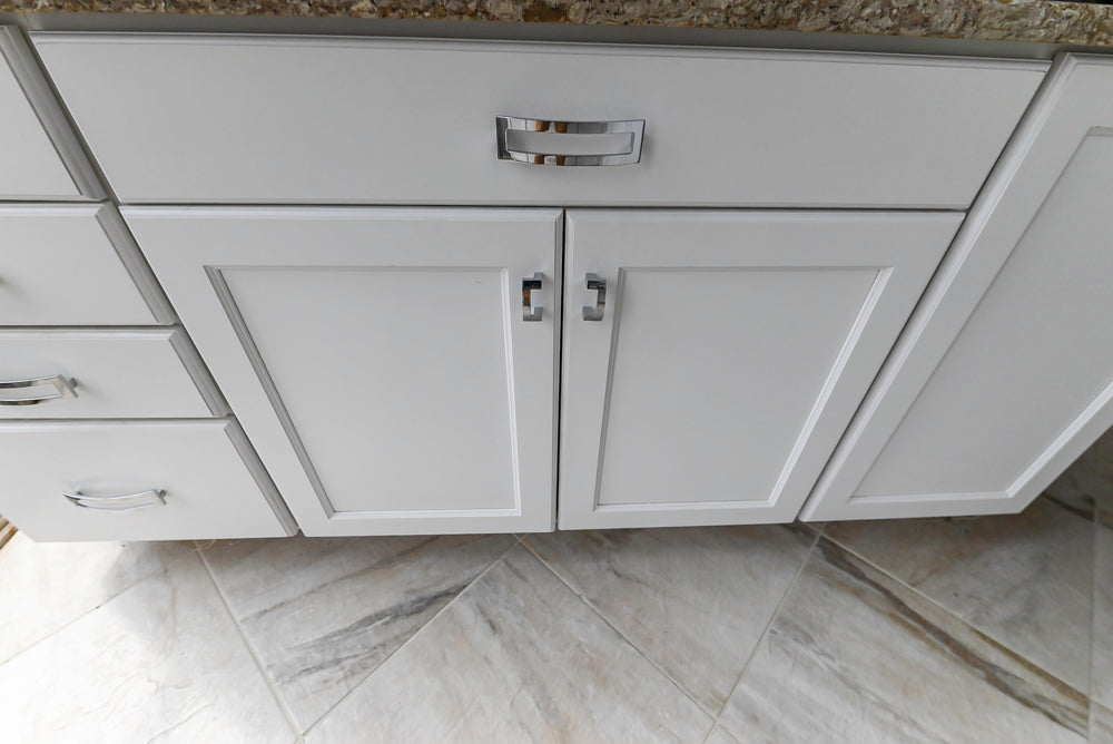 Mid Continent Traditional White Partial Kitchen with Island, Sink and Faucet
