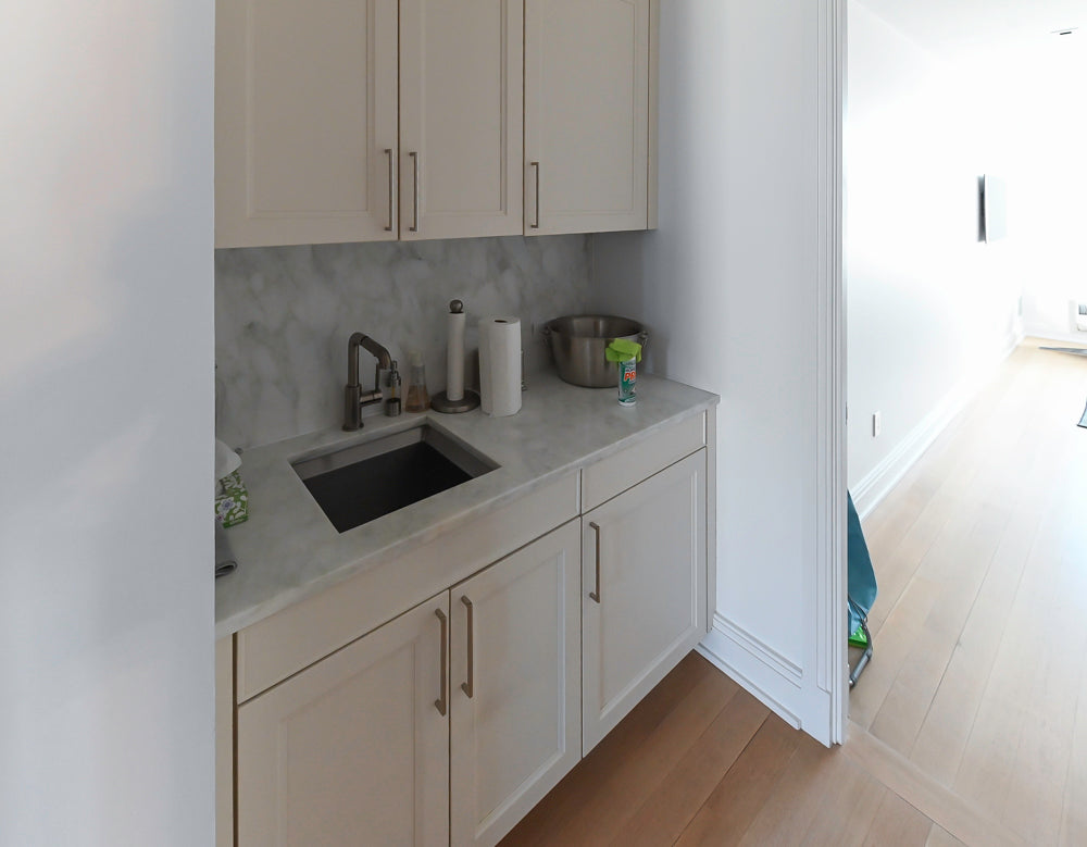 SieMatic transitional white butler's pantry cabinetry