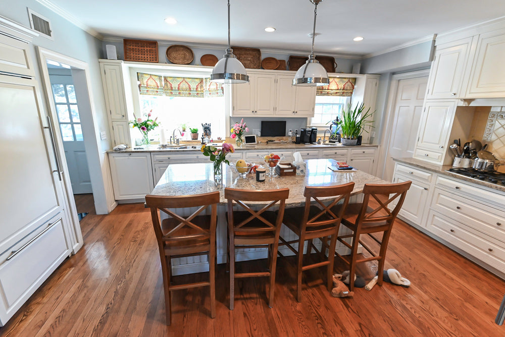 Custom Traditional White Kitchen with Island, Granite Countertops and Appliances