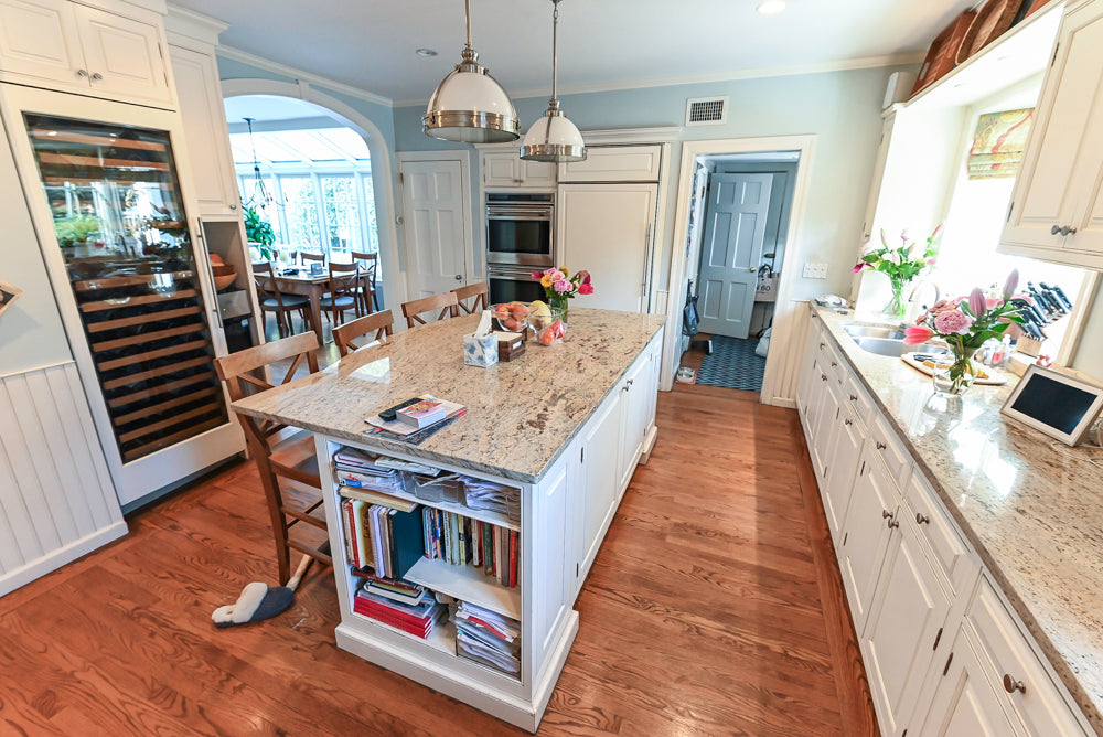 Custom Traditional White Kitchen with Island, Granite Countertops and Appliances