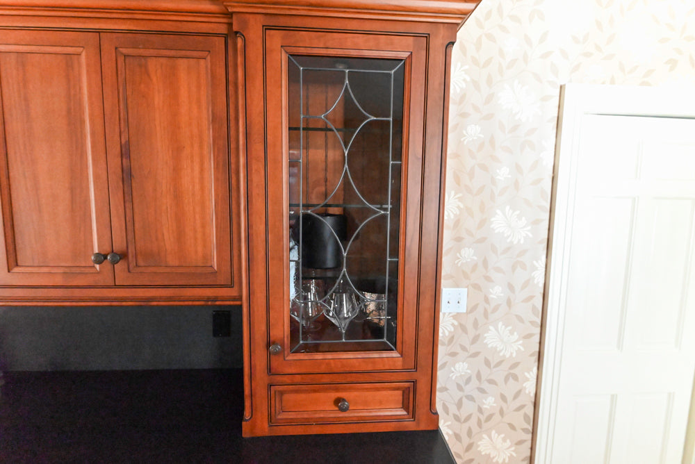Plain & Fancy Traditional Wooden Wet Bar with Appliances
