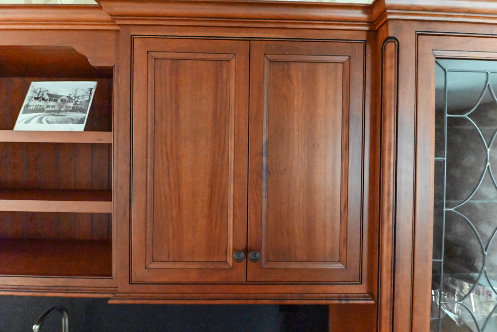 Plain & Fancy Traditional Wooden Wet Bar with Appliances