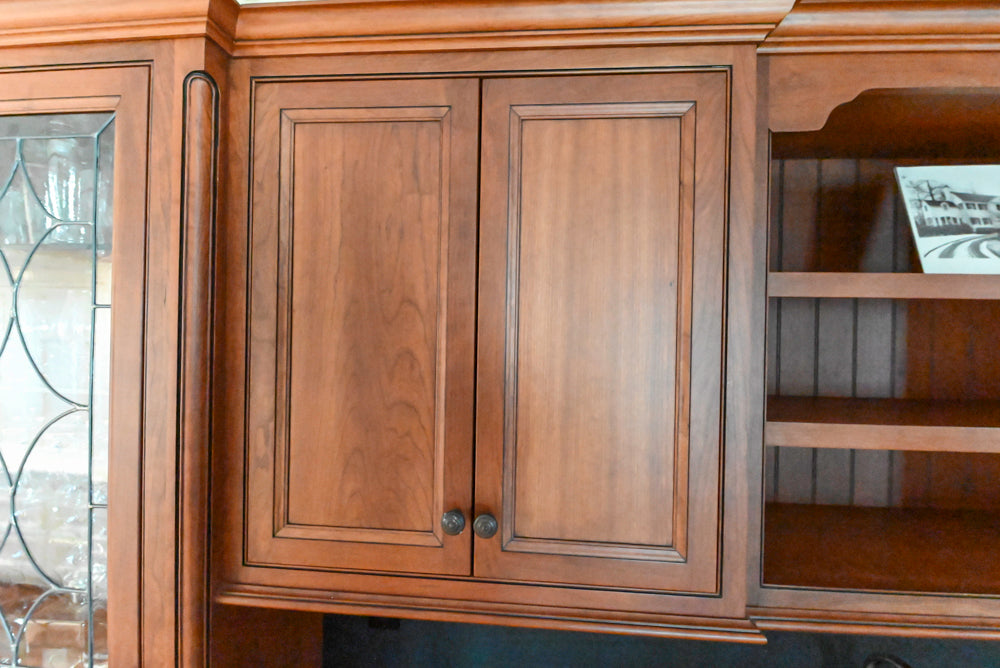 Plain & Fancy Traditional Wooden Wet Bar with Appliances