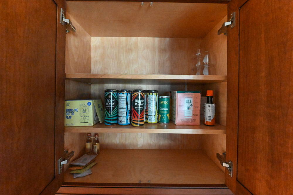 Plain & Fancy Traditional Wooden Wet Bar with Appliances