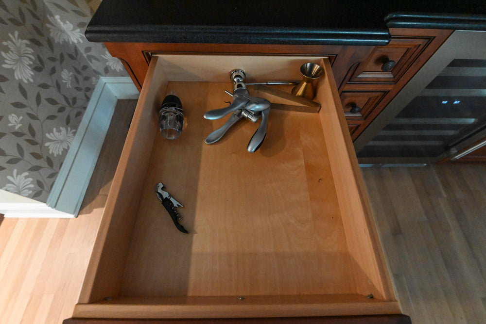 Plain & Fancy Traditional Wooden Wet Bar with Appliances