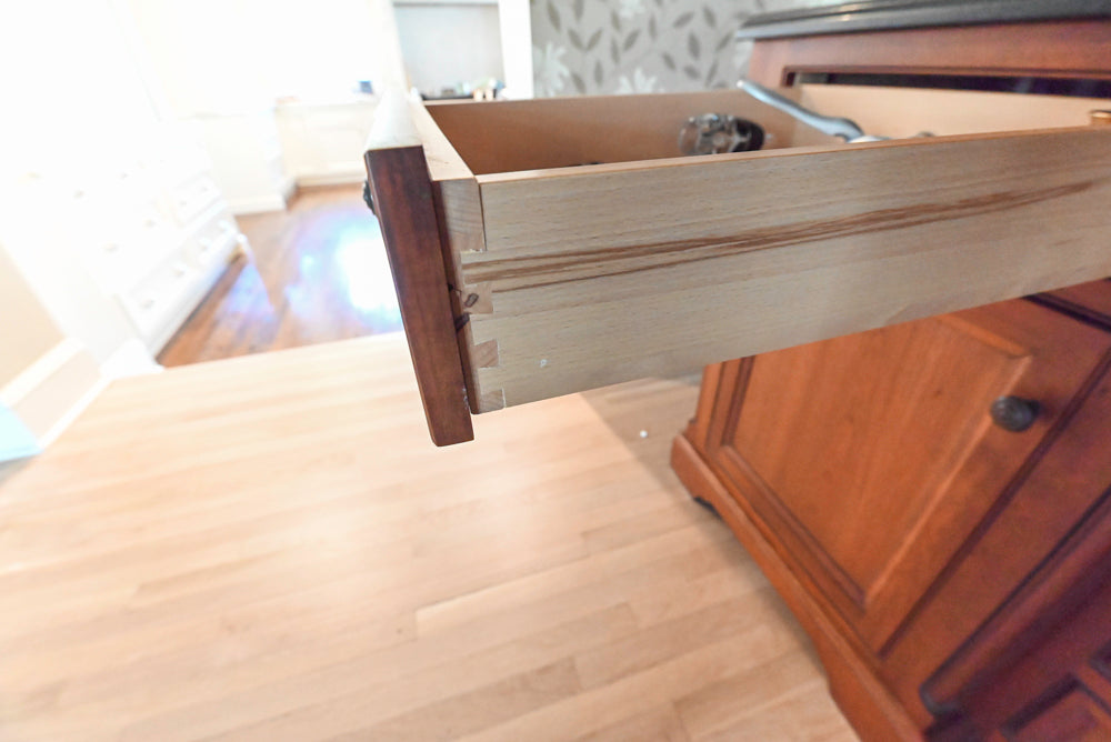 Plain & Fancy Traditional Wooden Wet Bar with Appliances