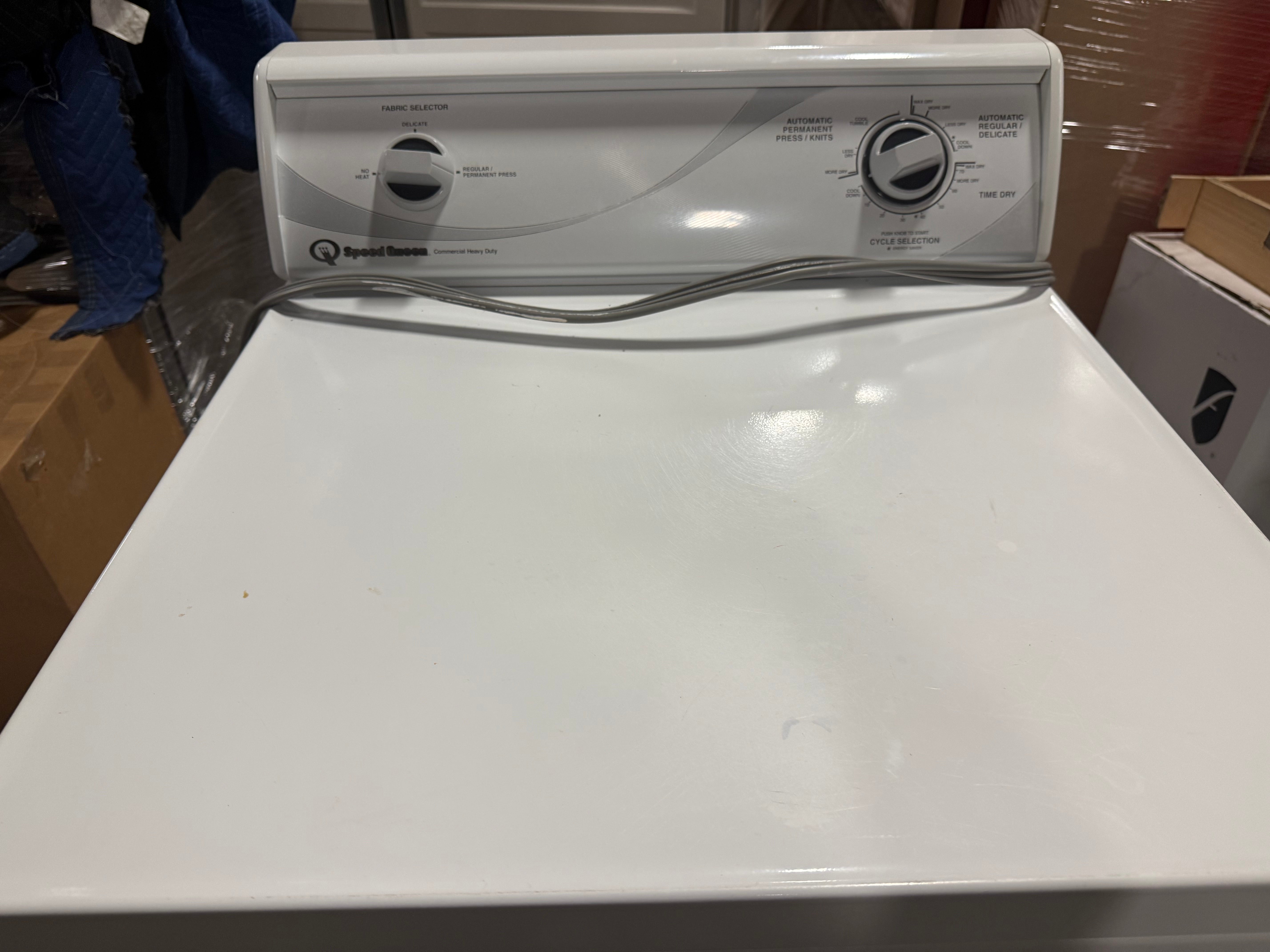 Speed Queen ADE3SRGS173TW01 27" White Electric Dryer