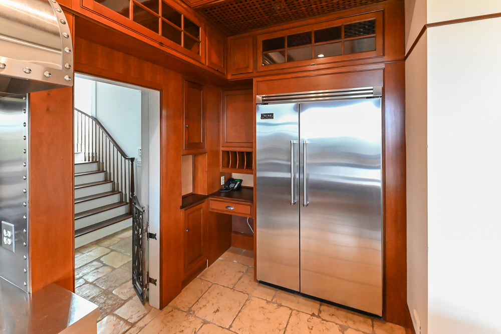 "The Highbury" Traditional Wooden Kitchen with Island & Viking Architectural Hearth