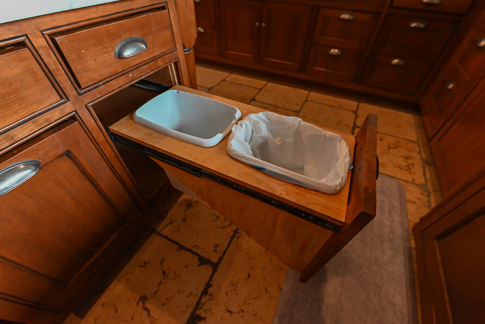 "The Highbury" Traditional Wooden Kitchen with Island & Viking Architectural Hearth