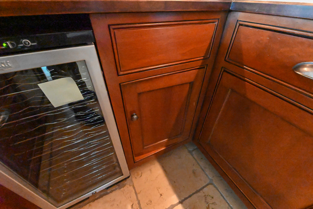 "The Highbury" Traditional Wooden Wet Bar with Sink, Faucet & Wine Cooler