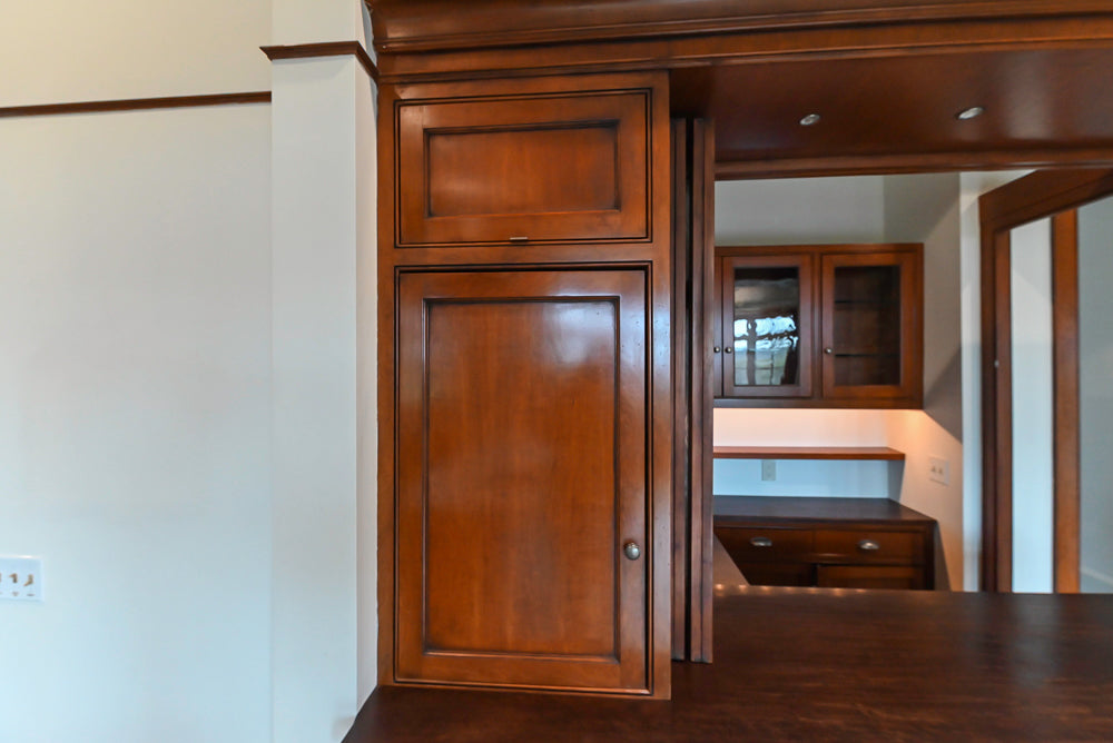 "The Highbury" Traditional Wooden Wet Bar with Sink, Faucet & Wine Cooler