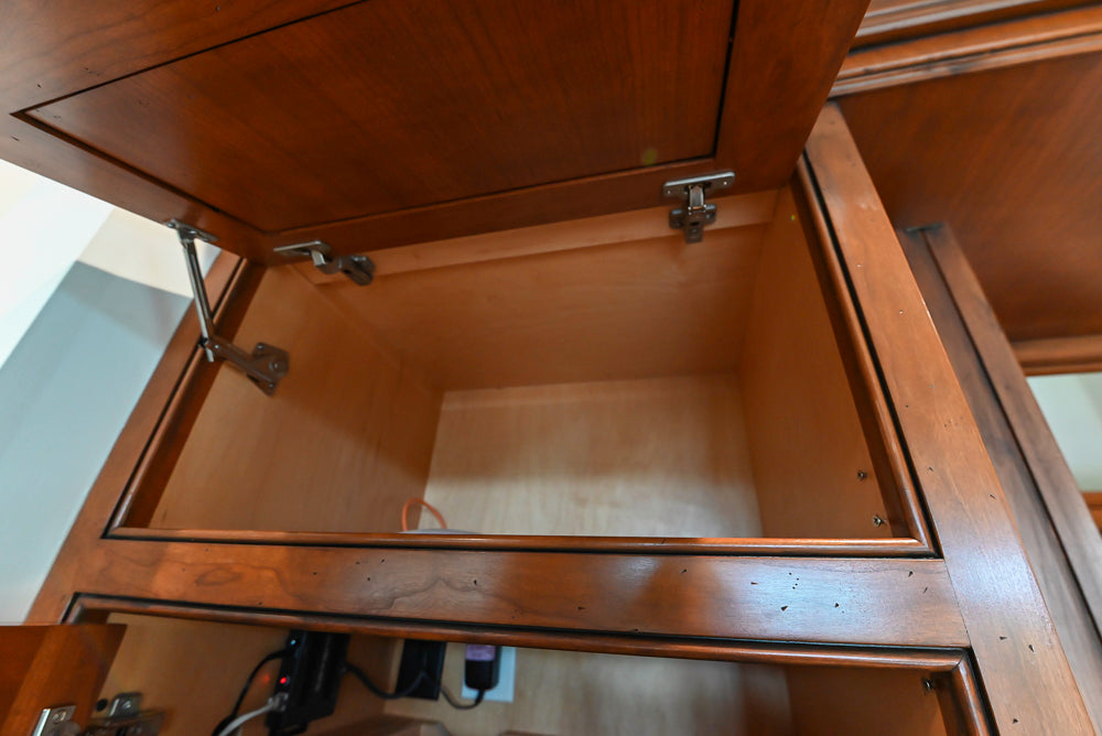 "The Highbury" Traditional Wooden Wet Bar with Sink, Faucet & Wine Cooler