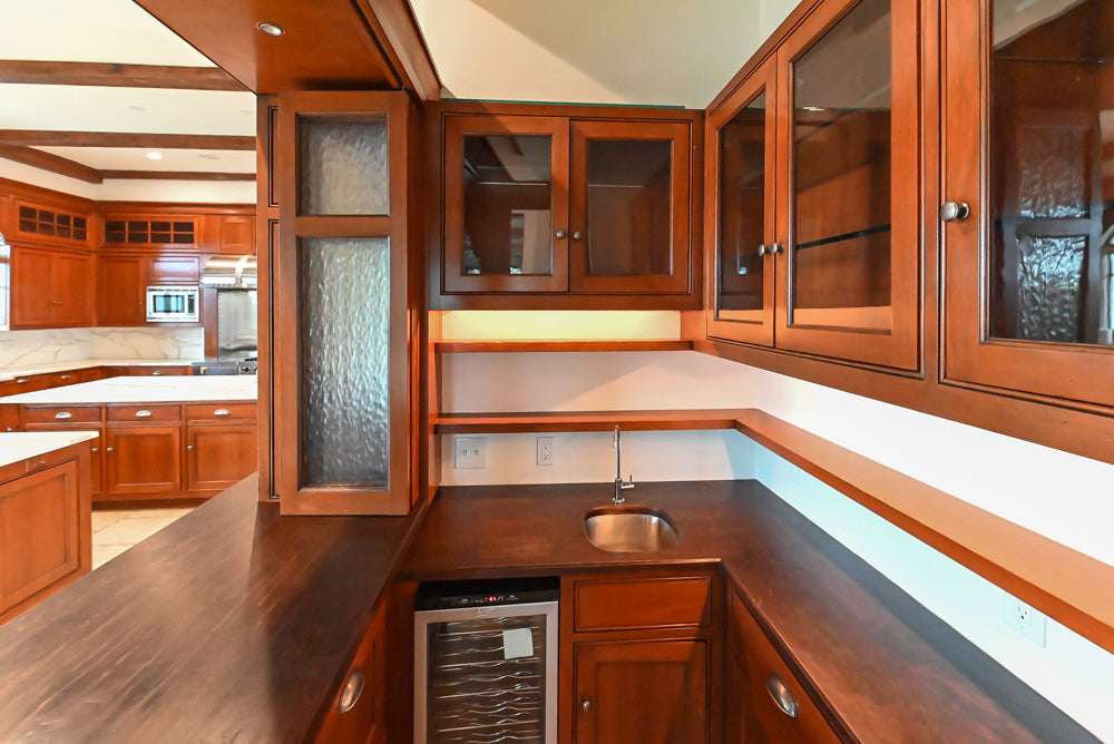 "The Highbury" Traditional Wooden Wet Bar with Sink, Faucet & Wine Cooler