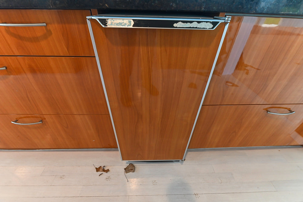 Neff Modern Kitchen with Island and 48" Viking Refrigerator