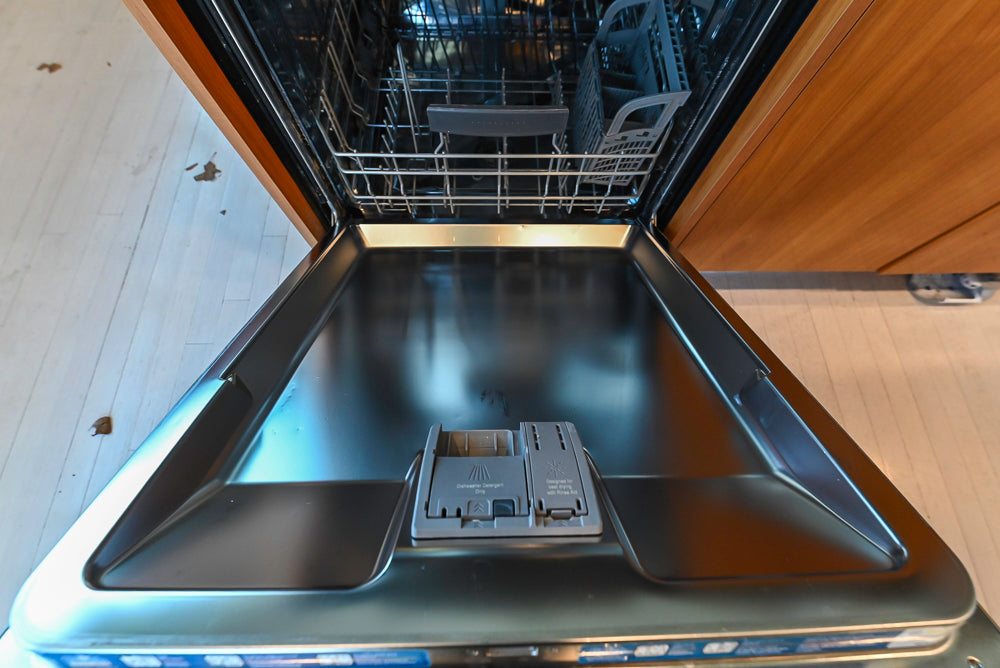 Neff Modern Kitchen with Island and 48" Viking Refrigerator