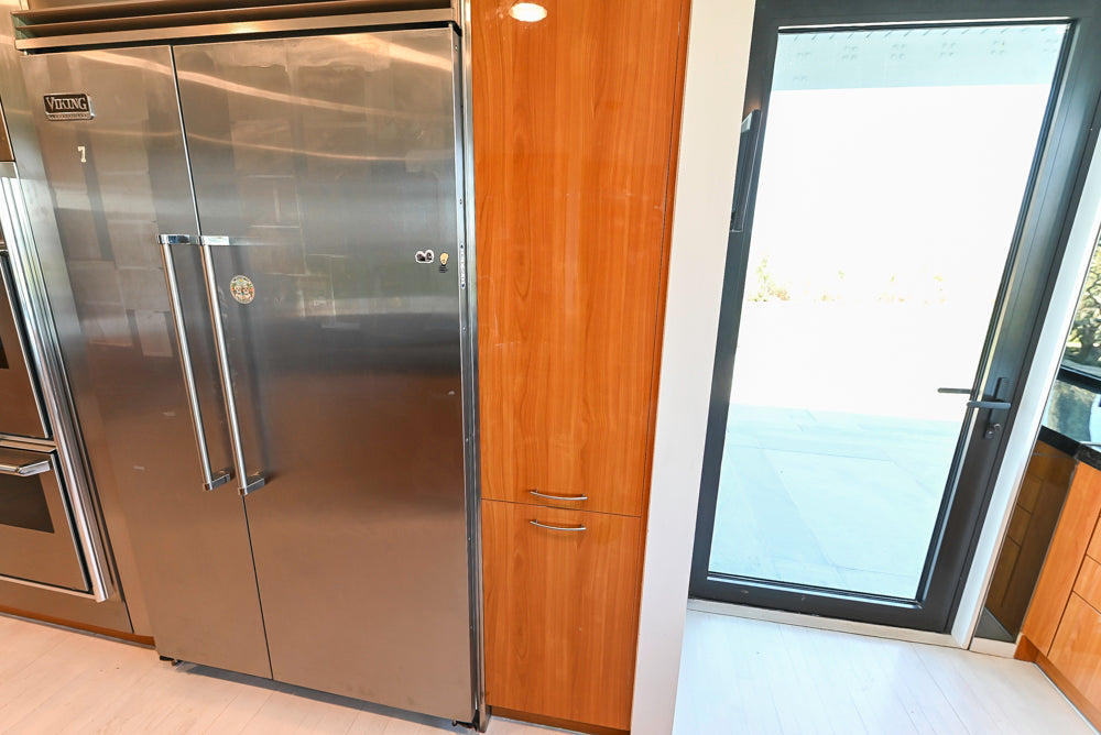 Neff Modern Kitchen with Island and 48" Viking Refrigerator