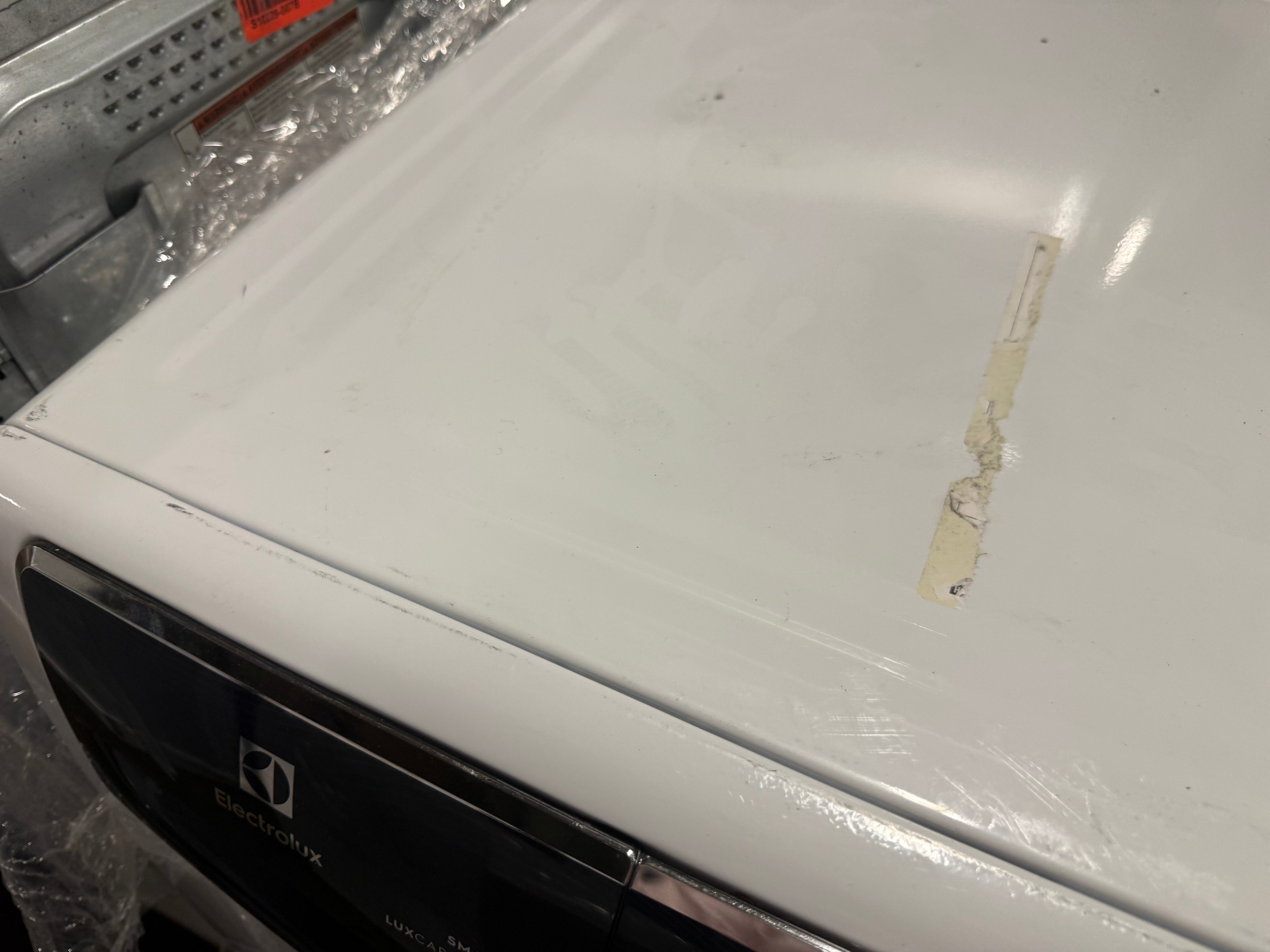 Electrolux 600 Series ELFW7637AW 27" White Front Load Washer