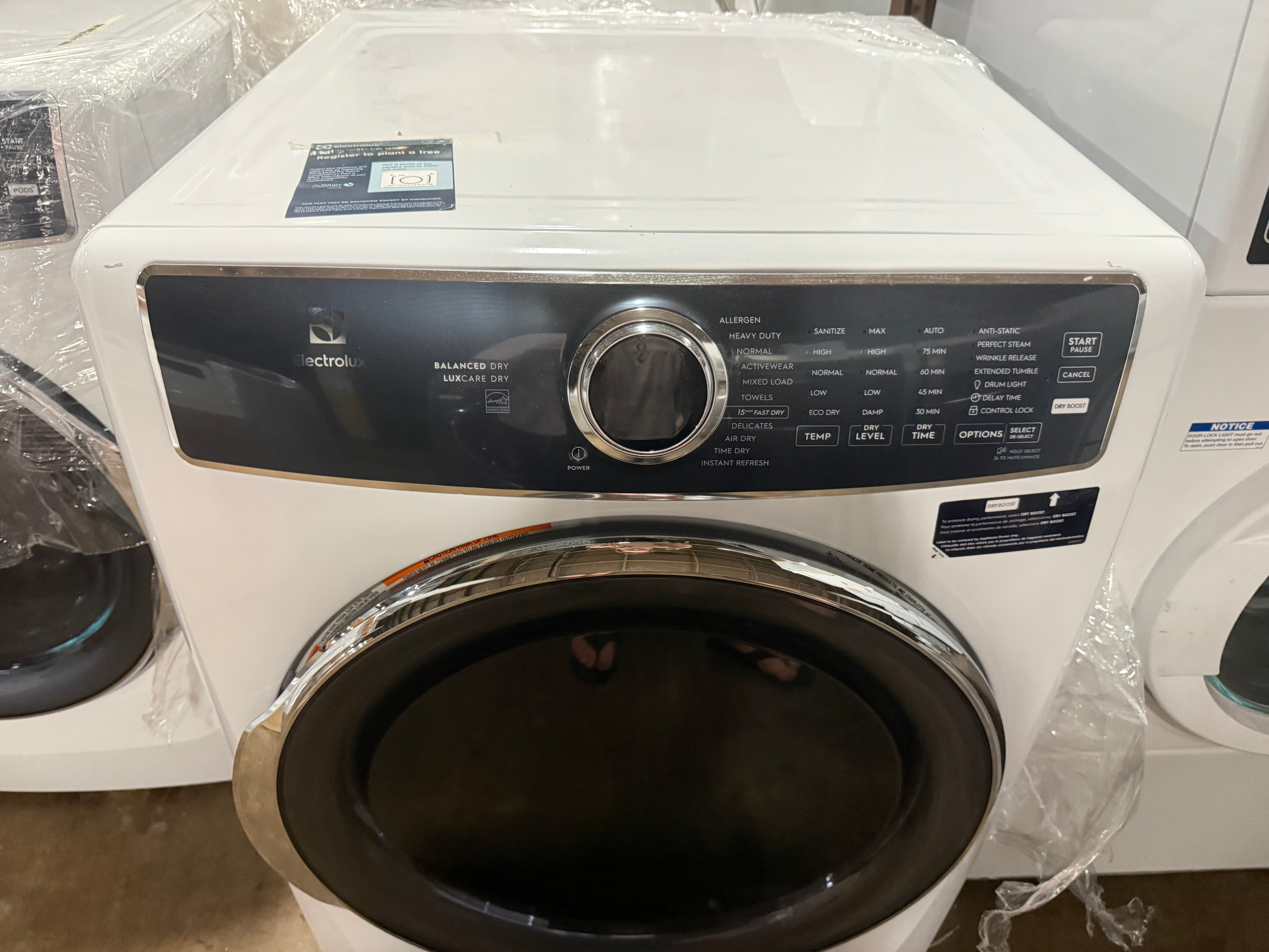 Electrolux 600 Series ELFE7637AW 27" White Electric Dryer