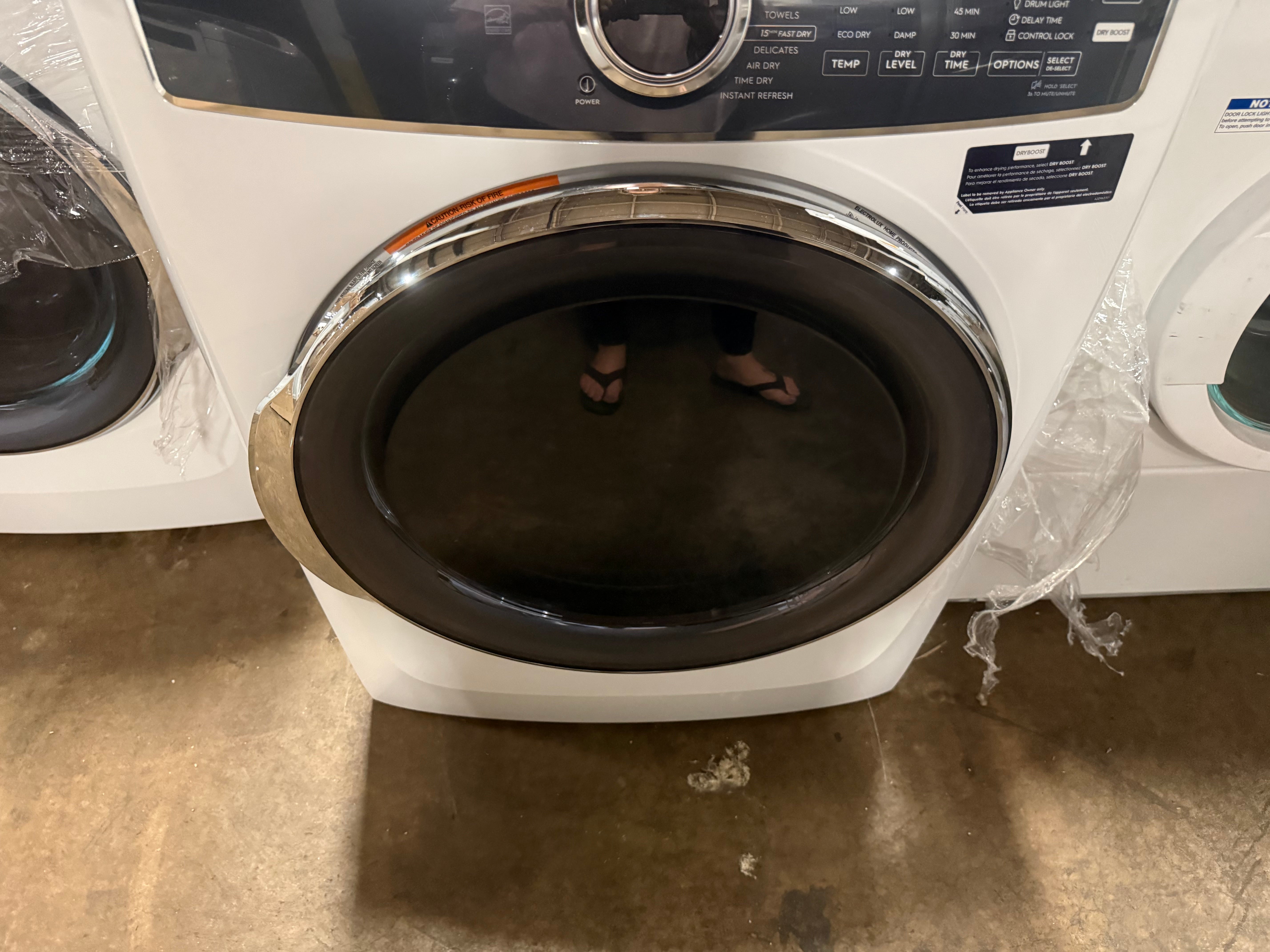 Electrolux 600 Series ELFE7637AW 27" White Electric Dryer