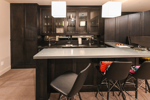 "The Beaumont" Transitional Dark Brown Wood Wet Bar with Appliances